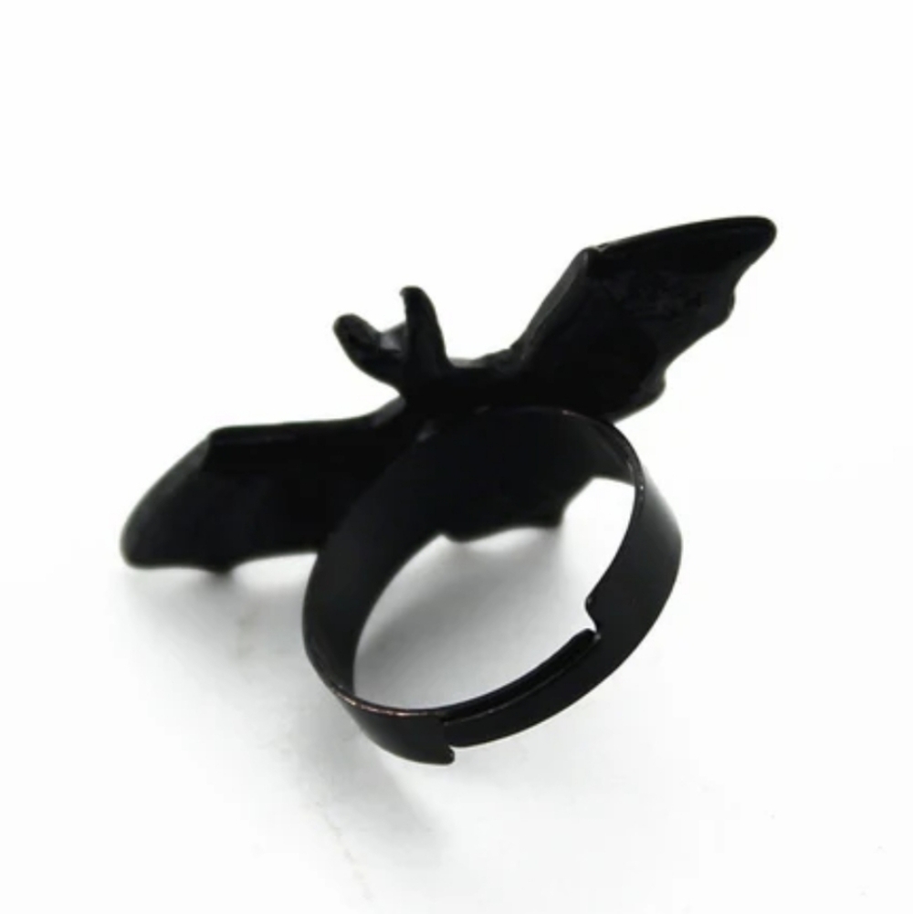 Gothic Bat Ring - Picture 3 of 12